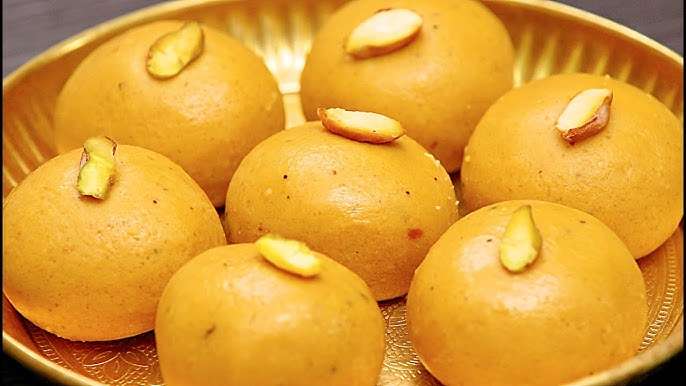 Besan Ladoo Kase Kartat Recipe